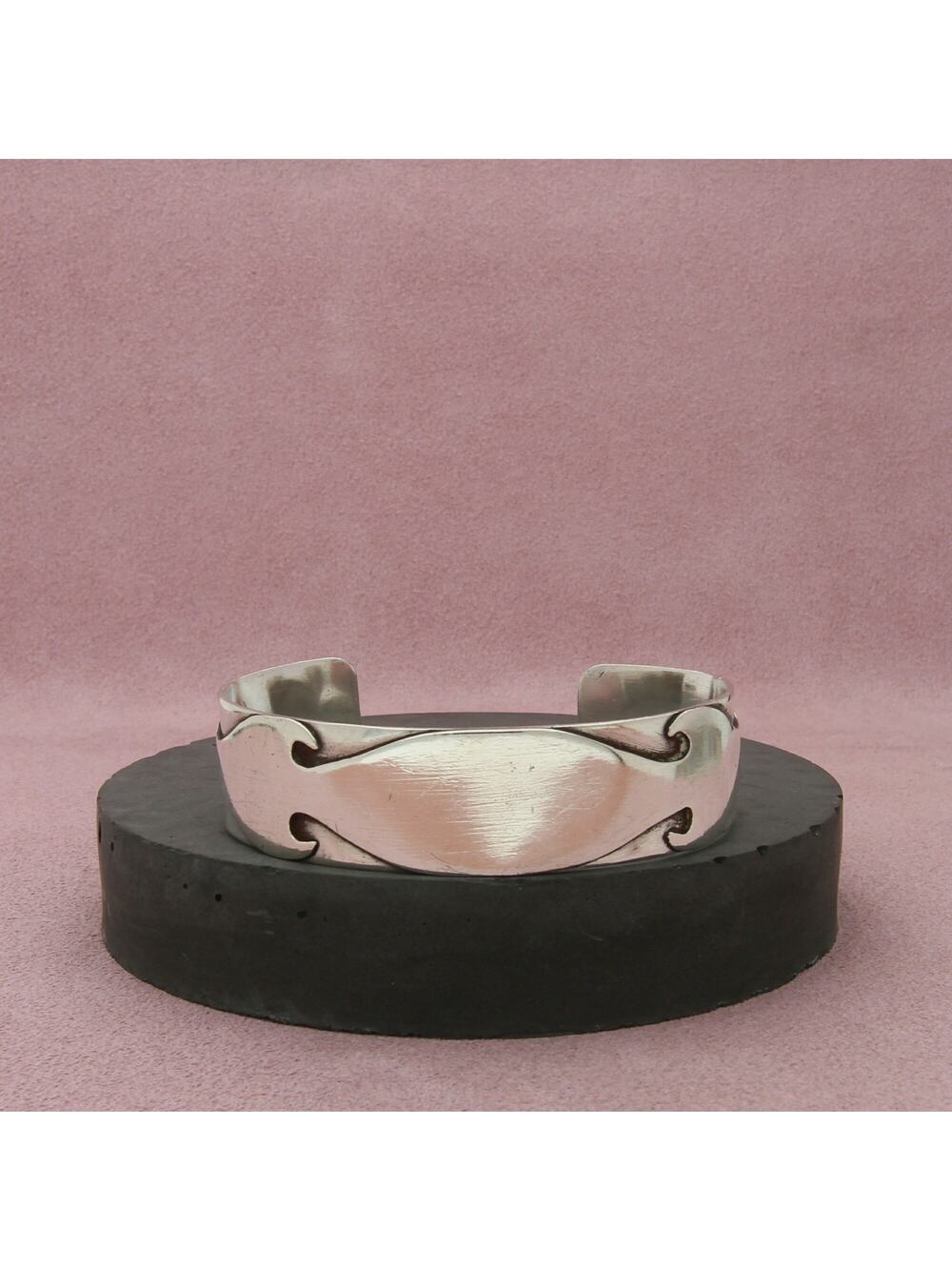 sterling silver vintage tribal overlay id cuff bracelet size 6.25in